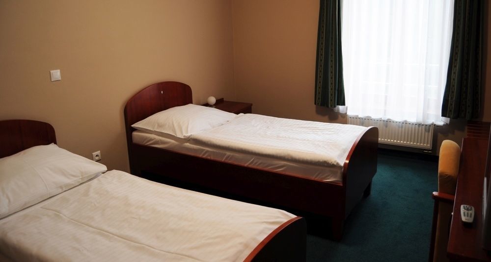 Fara Rancirov Hotel Jihlava Buitenkant foto