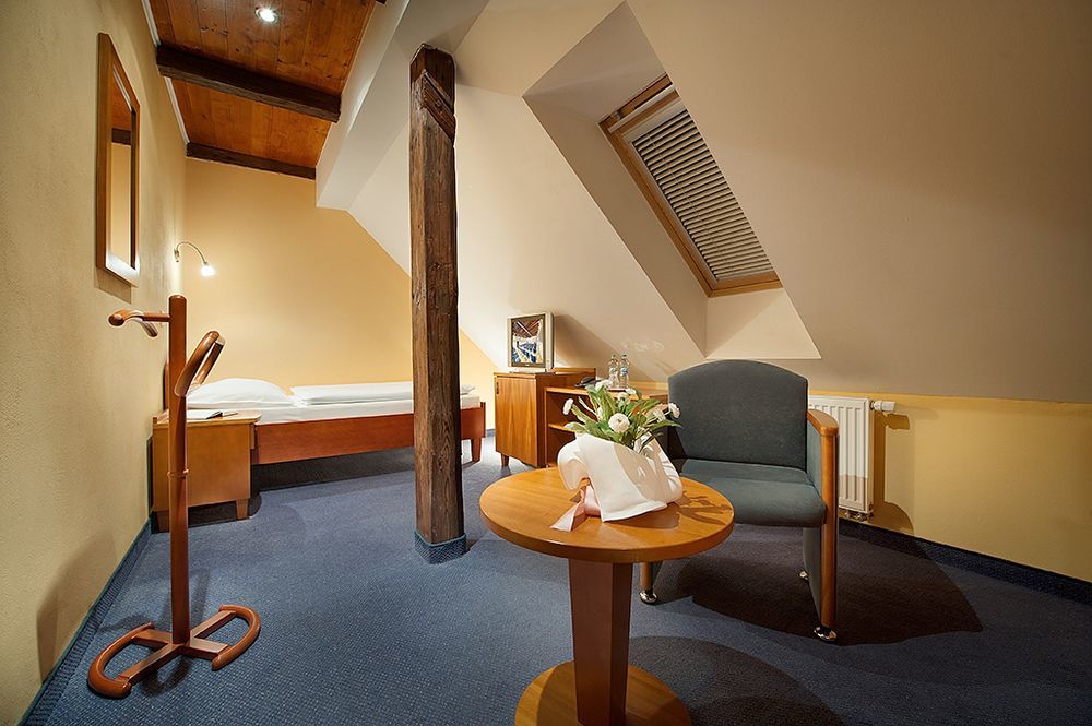 Fara Rancirov Hotel Jihlava Buitenkant foto