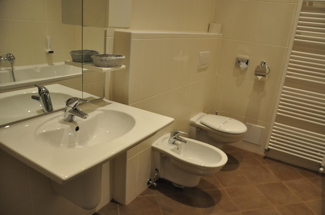 Fara Rancirov Hotel Jihlava Buitenkant foto